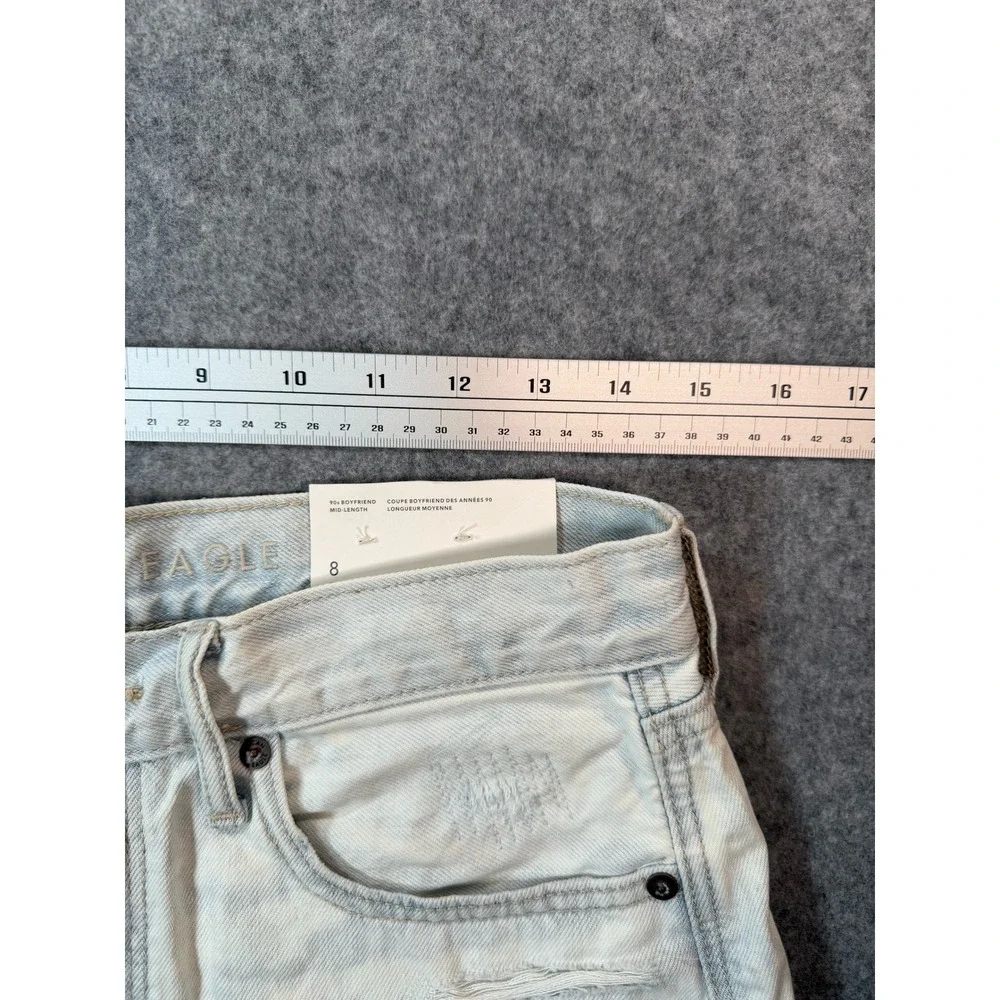 American Eagle 90s Boyfriend Mid-Length Distressed Denim Shorts Light Wash 8